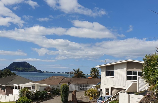 Island View Bay of Plenty , Entire House