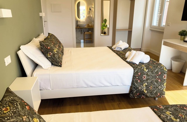ISOLA 1.6.3 Guest House