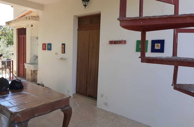 ISOLATED VILLA A FEW STEPS FROM THE COUNTRY, RELAX AND OPPORTUNITIES.