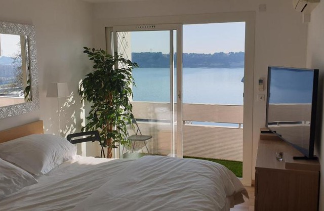 Istres T3 65 m² superbe vue sur l'étang de l'Olivier et le jet d'eau