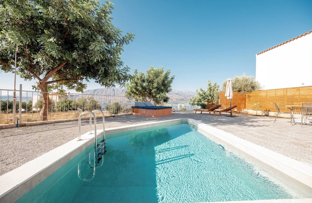 Istros Villa III, Infinite Blue, Pool & Whirlpool