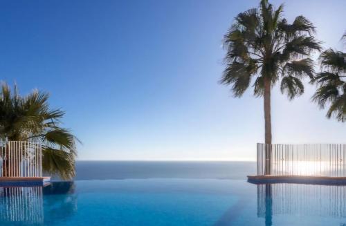 Itaca place, Cumbre del Sol