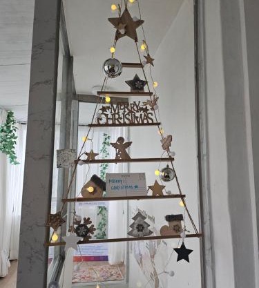 Itaewon 7-min Entire House w Private Terrace Sleeps 8 Welcome Meal Free Bibimbap 1 time per stay