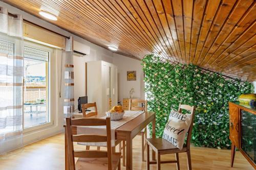 Italian Experience-Sopraloreto Apartment