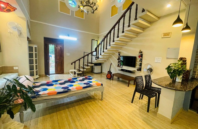 Italian vibe luxury villa with pool and garden