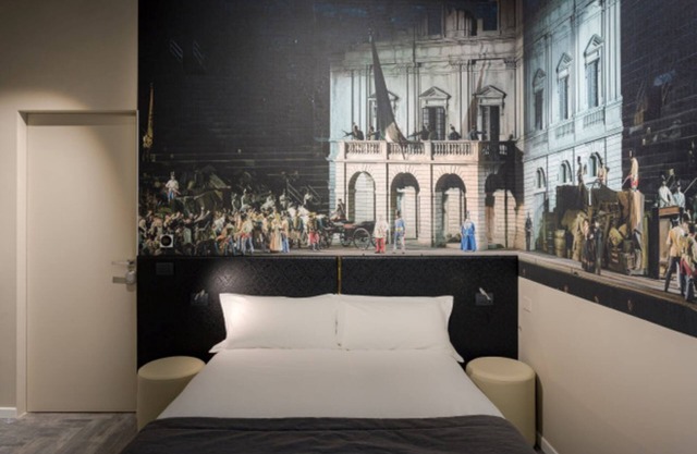 Italianflat - Theatrum
