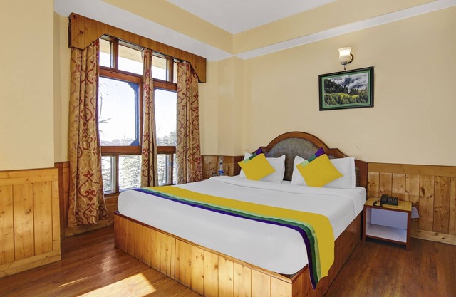 Itsy By Treebo - Rajat Shimla With Valley View