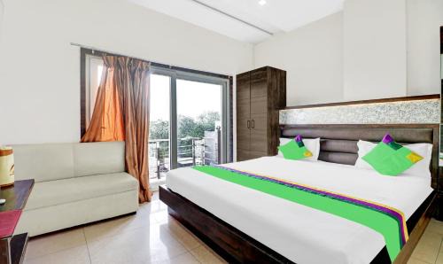 Itsy Hotels Anjali Mahal, 500 Mtrs From Mathura Railway Station