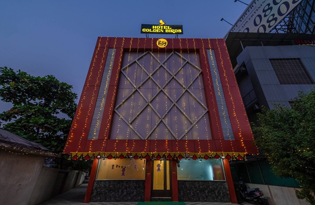 Itsy Hotels Golden Birds