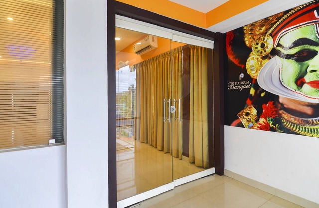 Itsy Hotels Platinum Inn