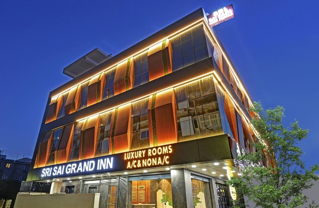 Itsy Hotels Sri Sai Grand Inn