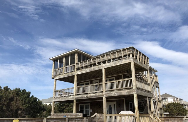 5 estrellas clasificadas Ivey Coast 6BR, capacidad para 14 personas, piscina, jacuzzi, sin daños de Dorian