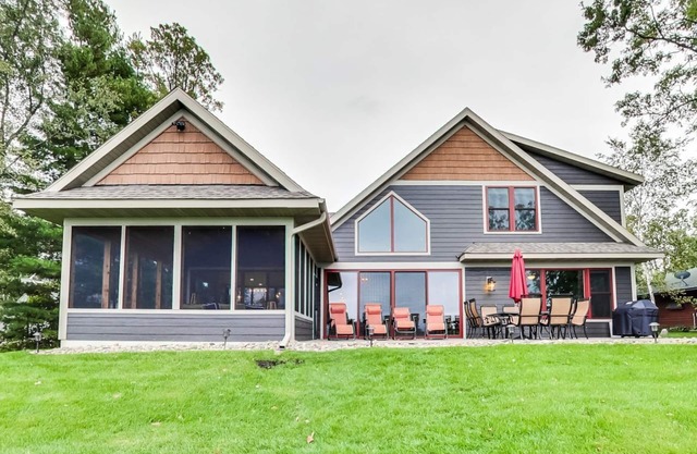 Ivy Lane se encuentra en Crosslake y es parte de la cadena de lagos Whitefish