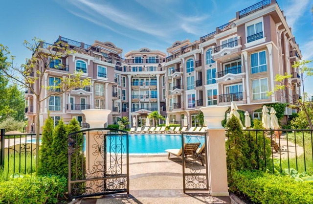 Izida Palace Apartments