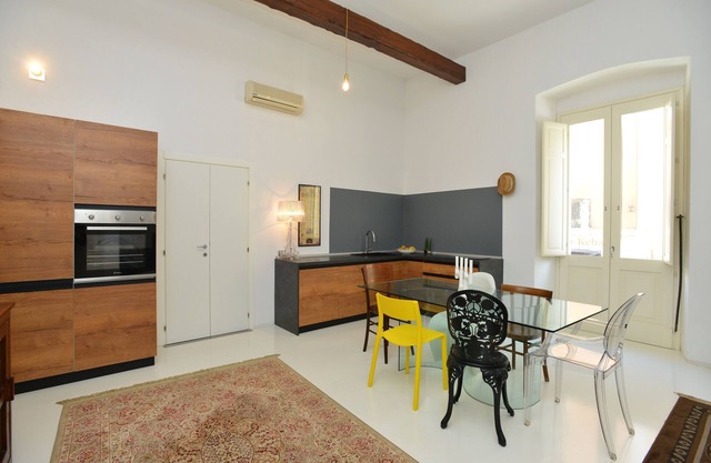IzzHome Light
