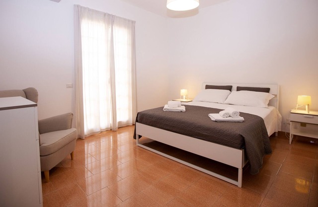 IzzHome Marina