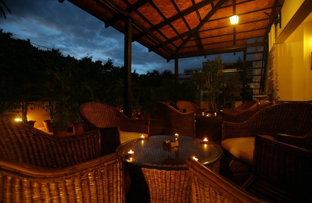 jüSTa Off MG Road