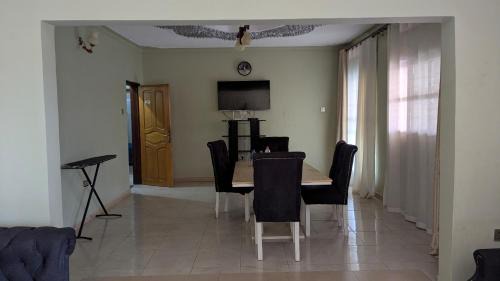 J and A Villas Homestay
