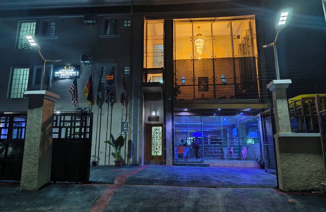 J Blitz International Hotel