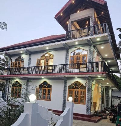 J & J Homestay