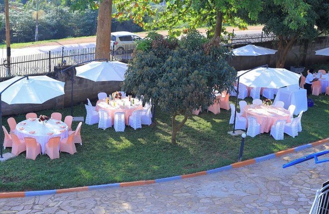 J&L Safari Suites