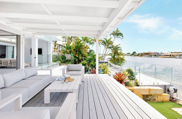 Jacana Beach House - central to Palm Beach & Burleigh beaches and bustling cafés