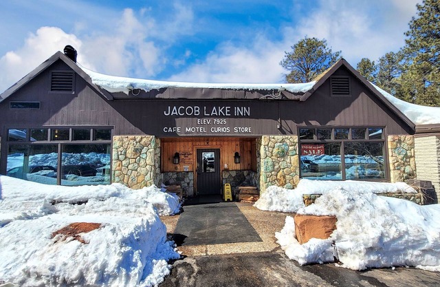 Jacob Lake Inn