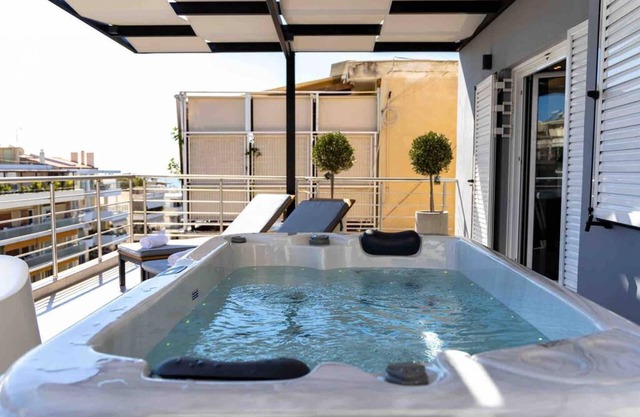 Jacuzzi Lux Penthouse P Faliro