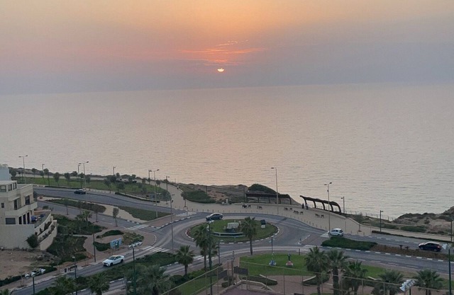 ★Jacuzzi Penthouse with Sea View in Natanya★