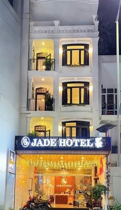 Jade Hotel
