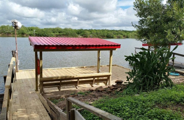 "Jade" House Rental w/ Fishing Pier & Boat Dock