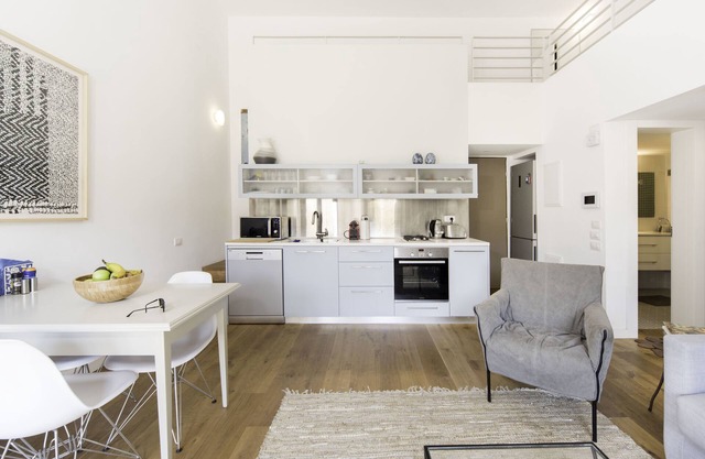 Jaffa Charm Seaview Stay by Sea N' Rent