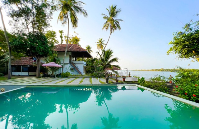 Jai Lake House