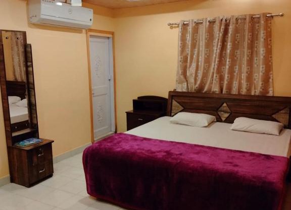 Jaishri om banna sa home stay