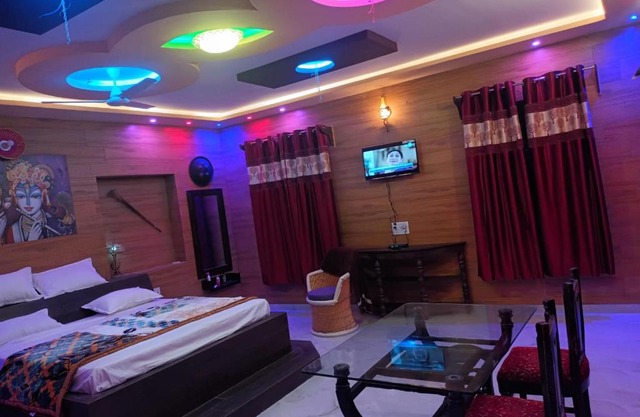 Jakhira Heritage Village Home Stay, Sajara