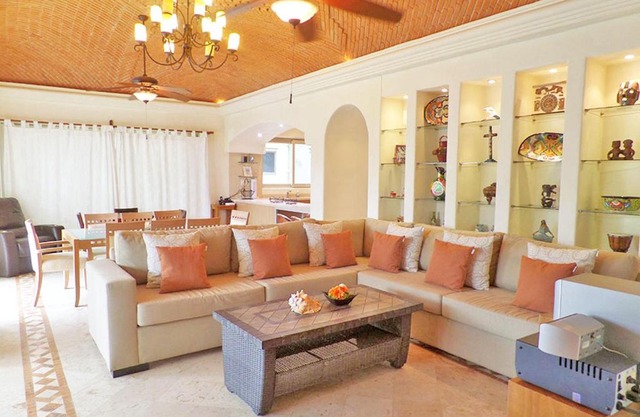 Jalach Naj Luxury Villa
