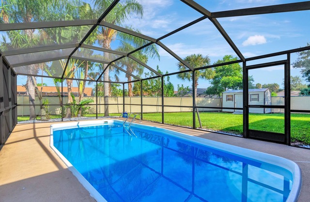 Jamaican Relaxation 3 bedrooms heated pool and unique game room