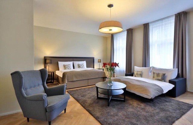 James Hotel & Apartments