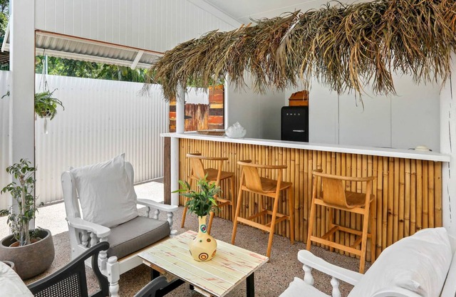 James Street - Quirky City Getaway