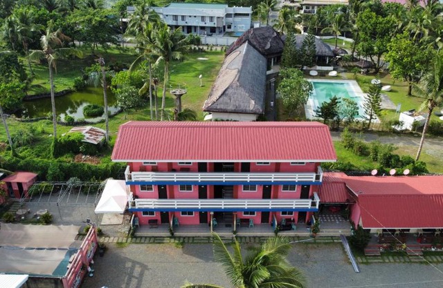 Jamjen's Lodge
