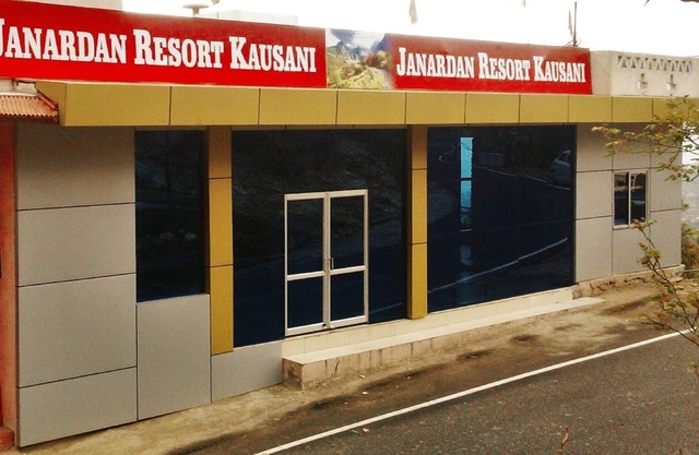 Janardan Resort Kausani