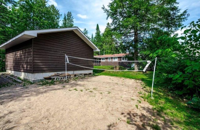 Jani's Cottage Guest House, Jani's Guest House 6-8 Guests