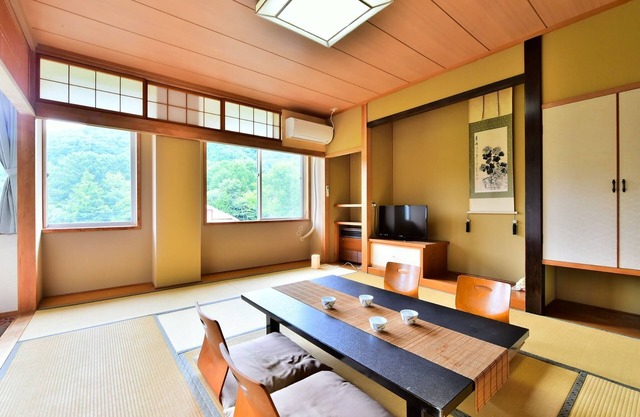 Japanese style room / Omachi Nagano