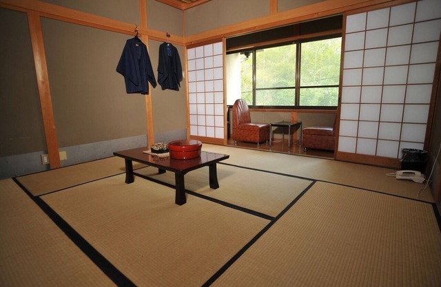 Japanese Style Small 8 Tatami with Bat / Kyoto Kyōto