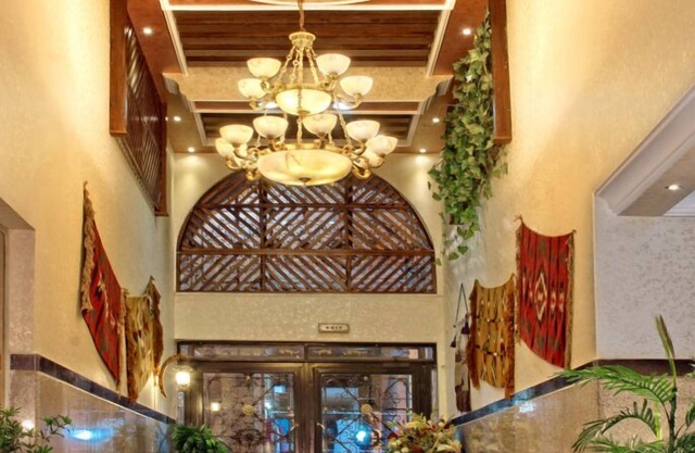Jardaneh Hotel