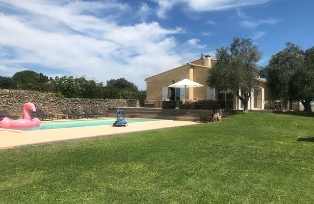 Jardin d’Uzès - Climatisée avec piscine