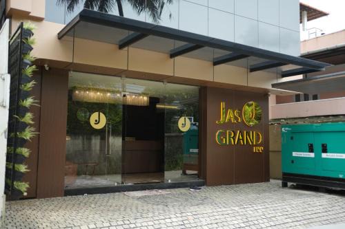 Jas Grand Inn