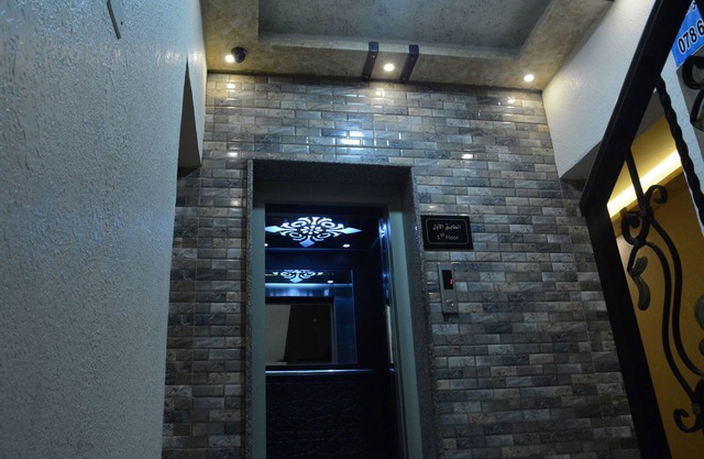 Jasmine leaves hotel apartment
