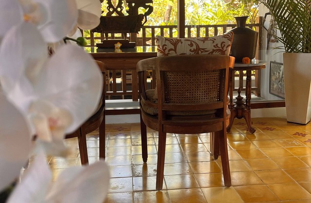 Java Wood Teak House Charming 2-bedroom fully furnish Sanur Bali