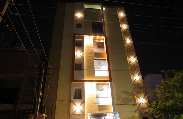 Jay and Jas Hotel